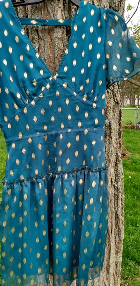 Francesca’s Green Dress w/ Gold Polka Dots S - Picture 2 of 6